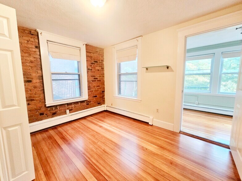 Building Photo - 39 South St