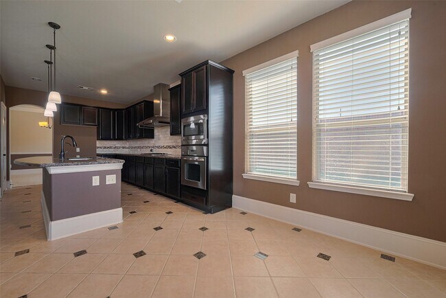 Building Photo - 27414 Wooded Canyon Dr