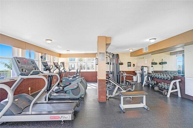 Building Photo - 5200 N Ocean Blvd