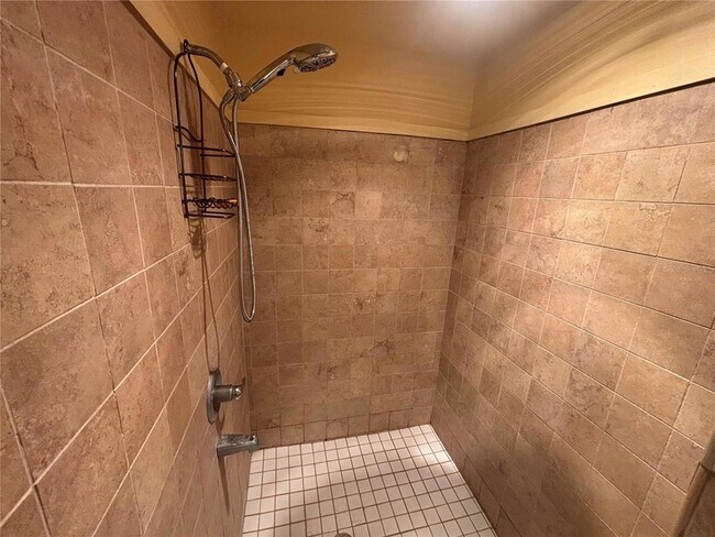 Building Photo - 536 Marion Oaks Golf Rd