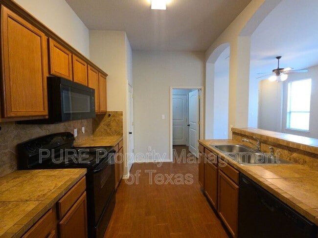 Building Photo - 1504 Muirfield Bend Dr