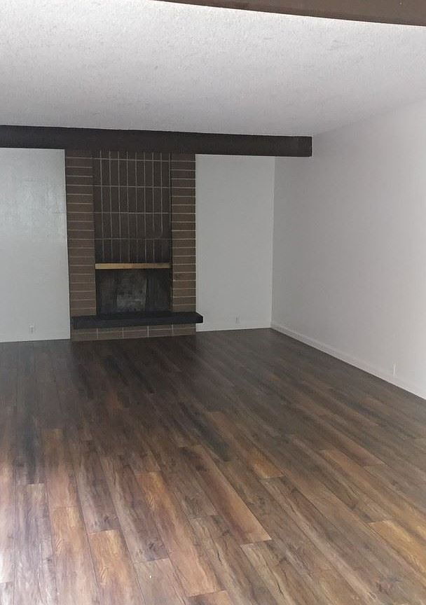 Building Photo - "Charming 3-Bedroom Home with Granite Touc...