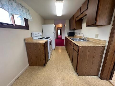 Building Photo - 124 Spruce St