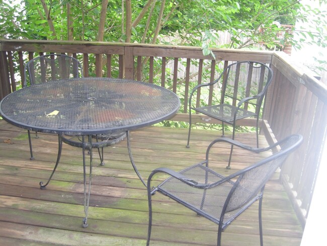 Building Photo - 2508 Tadley Ct
