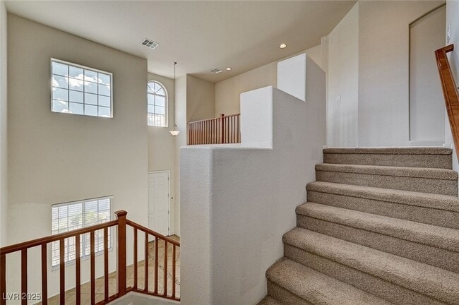 Building Photo - 5536 Danforth Ave