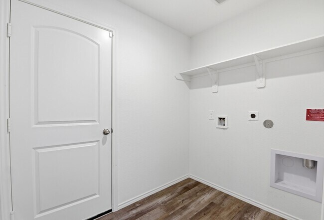 Building Photo - 24343 Saddlestone Green Dr