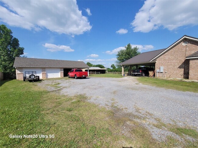 Building Photo - 77 Groves Ln