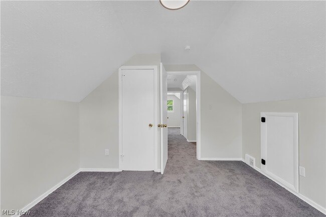 Building Photo - 4417 E 156th St