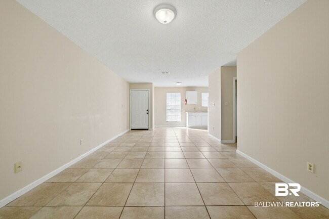 Building Photo - 6415 Schoel Ln