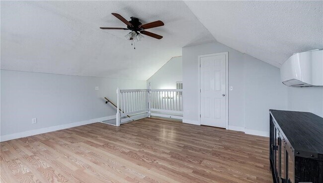 Building Photo - 82 Saddlebrush Rd