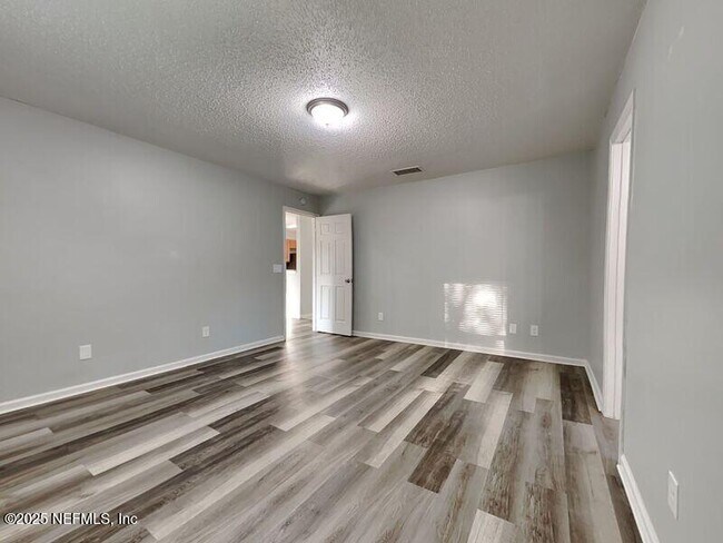 Building Photo - 7783 Allspice Cir E