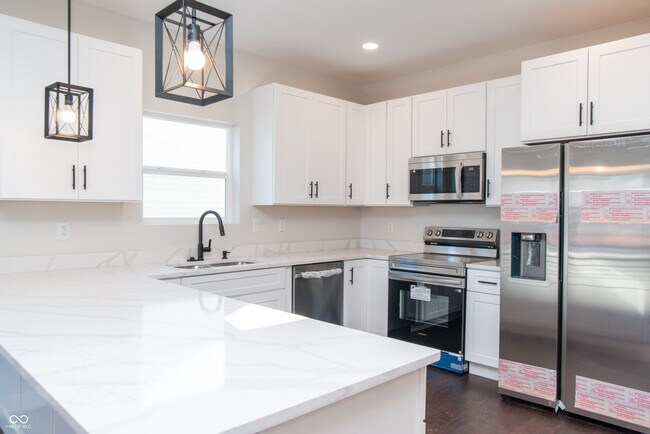 Building Photo - 3226 Keystone Lakes Way