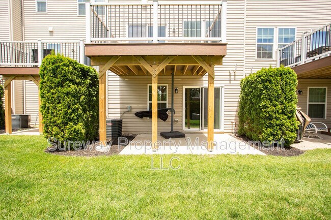 Building Photo - 172 Fela Dr