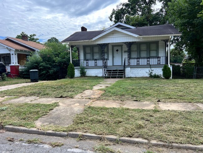 Building Photo - 1823 43rd Street Ensley