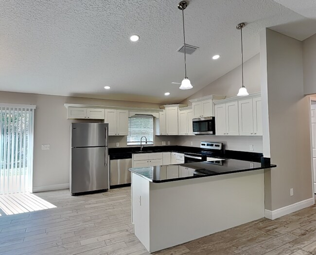 Building Photo - 3088 W Camilo Dr