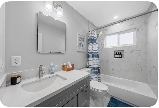 Building Photo - 11452 Presidio Way