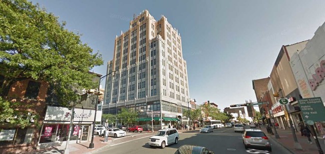 Building Photo - Silver Leaf Tower