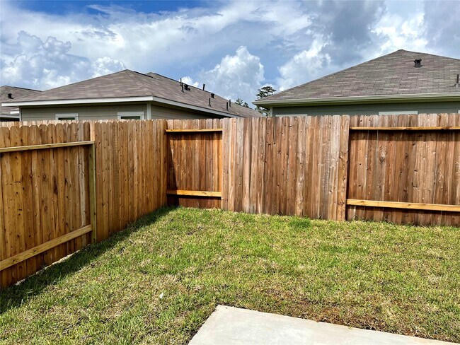 Building Photo - 25545 Northpark Spruce Dr