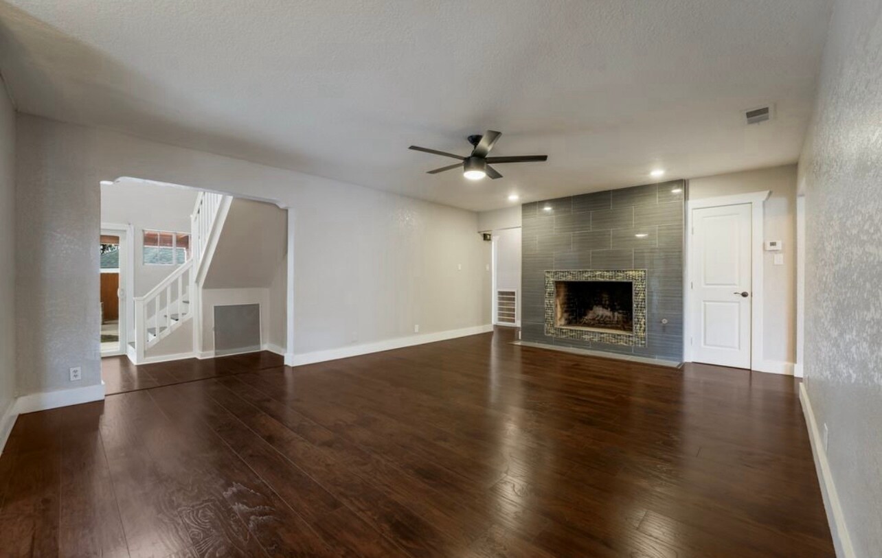 Building Photo - 5723 Bogart Dr