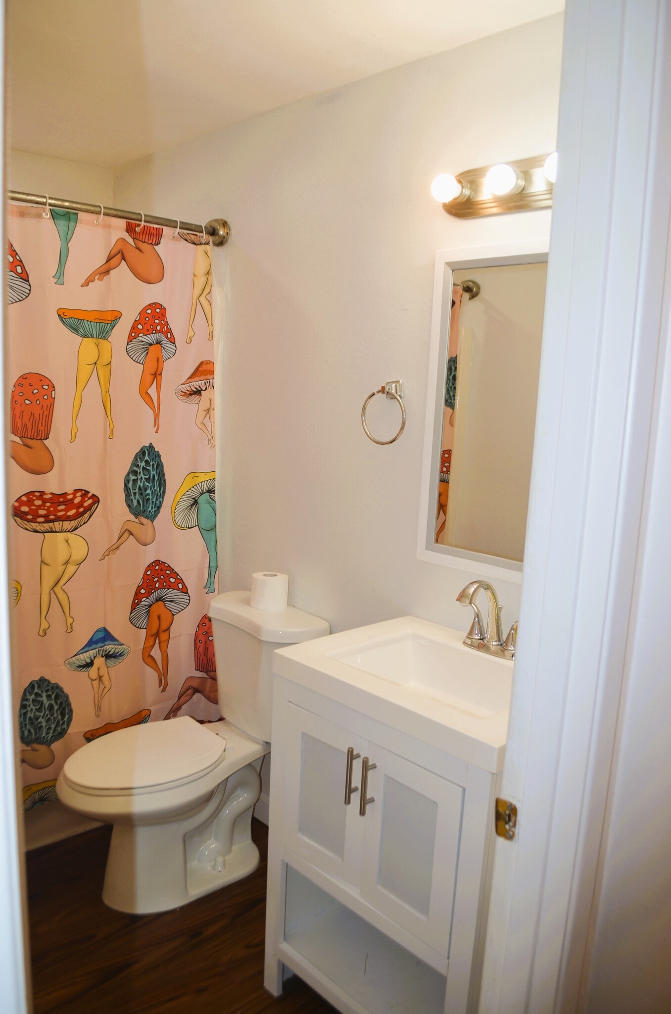 Building Photo - 319 Linn Ave