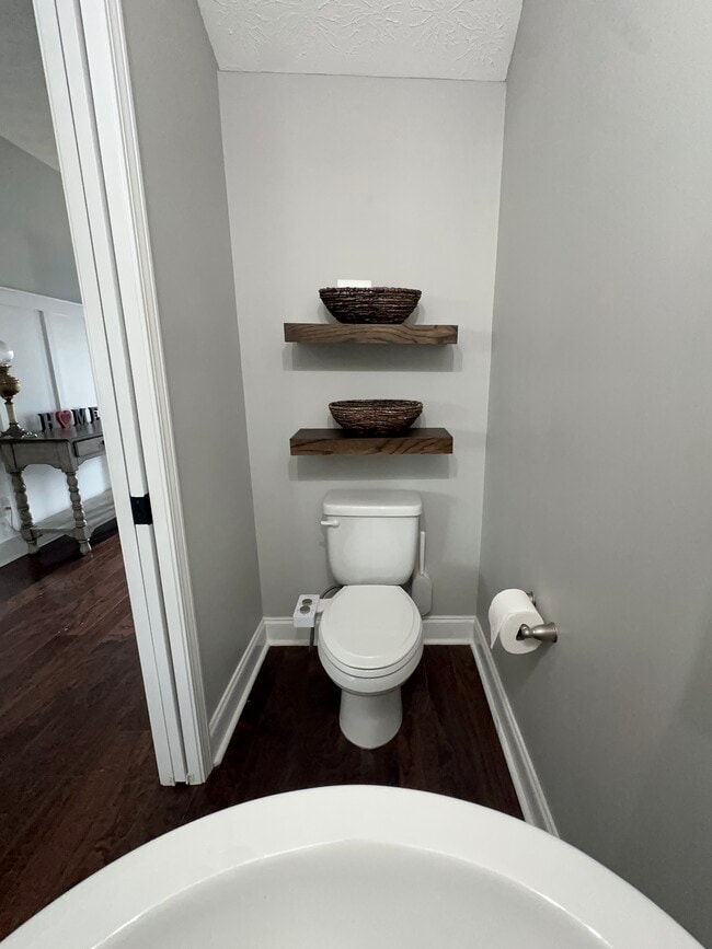 Building Photo - 9583 Yarbrough Rd