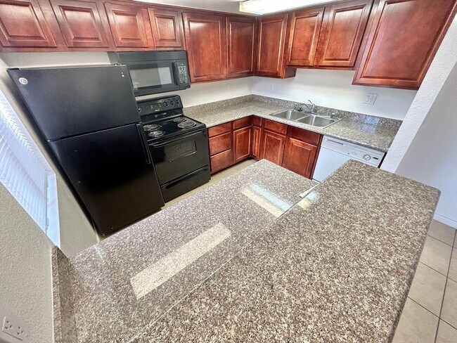 Building Photo - 4965 Indian River Dr