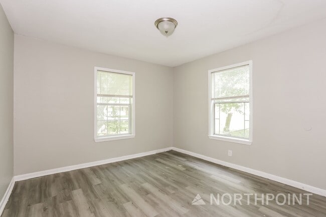 Building Photo - 3 BR/2BA | Newly Renovated Single Family Home  | Great Size Backyard| Quiet Neighborhood!
