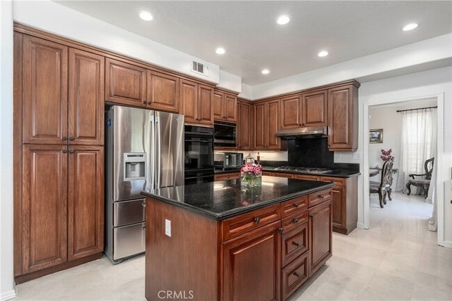 Building Photo - 7371 Westcliff Dr