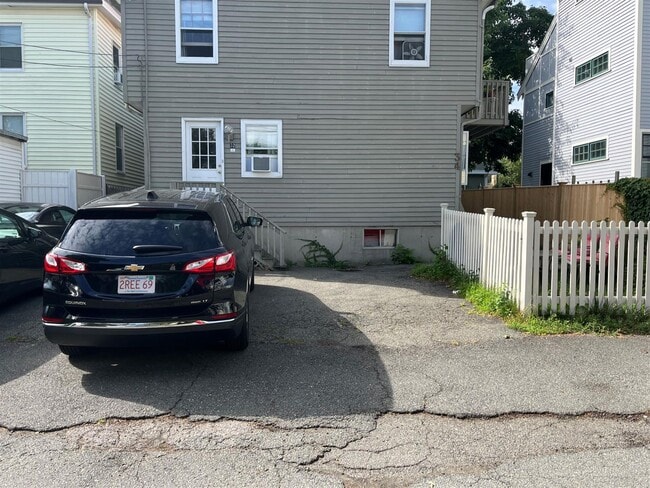 Building Photo - 34 Skehan St