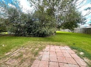 Building Photo - 507 N Houston