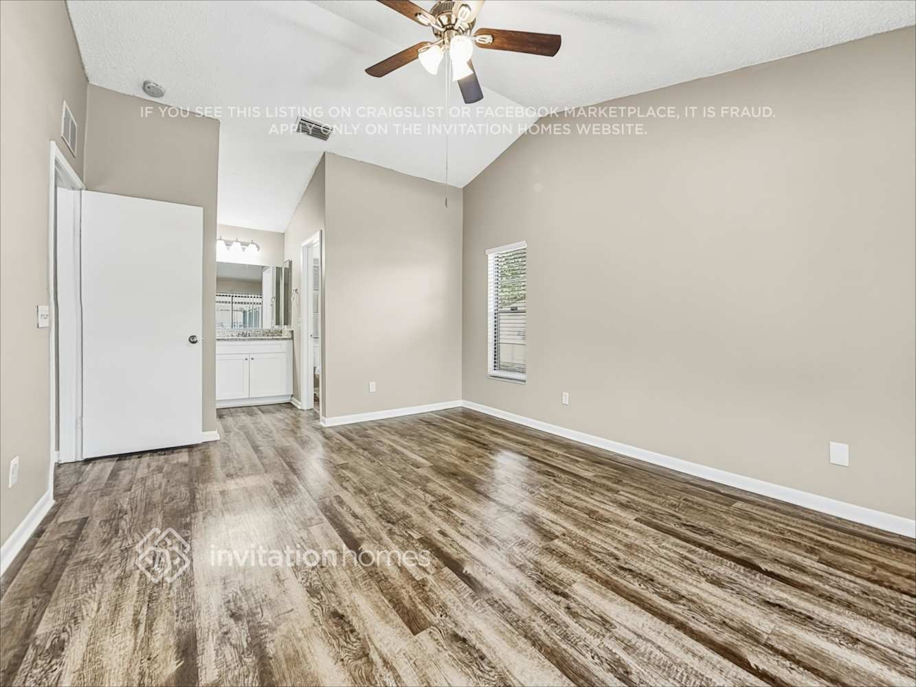 Building Photo - 1502 Carter Oaks Dr