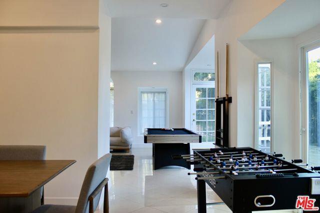 Building Photo - 1265 Bienveneda Ave