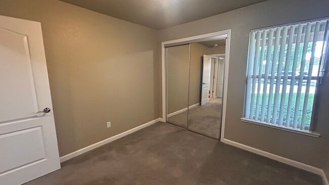Building Photo - 4002 Elmo Loop