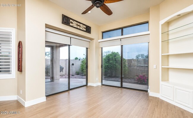 Building Photo - 8331 E Cactus Wren Rd