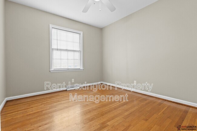 Building Photo - 1036 Whitehall Pl