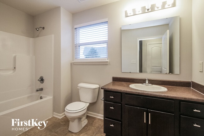 Building Photo - 3043 Sholty Ct