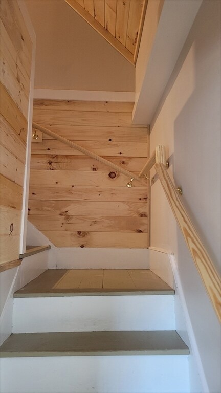 Building Photo - 30 O'Neil St