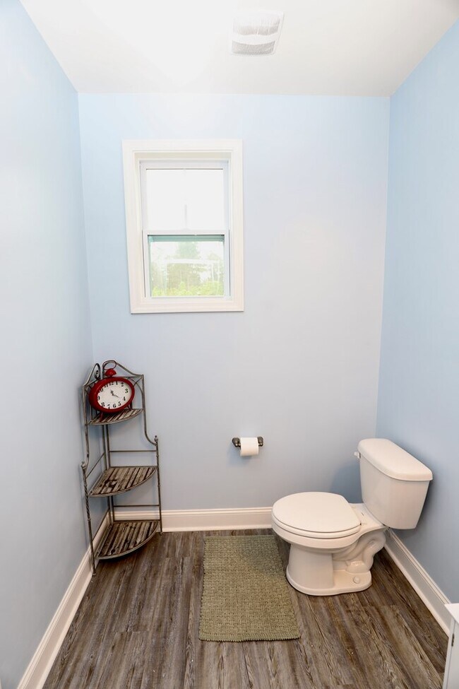 Building Photo - 525 Kittiwake Ln