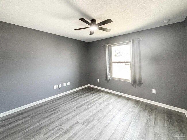 Building Photo - 8771 Schooner Ln