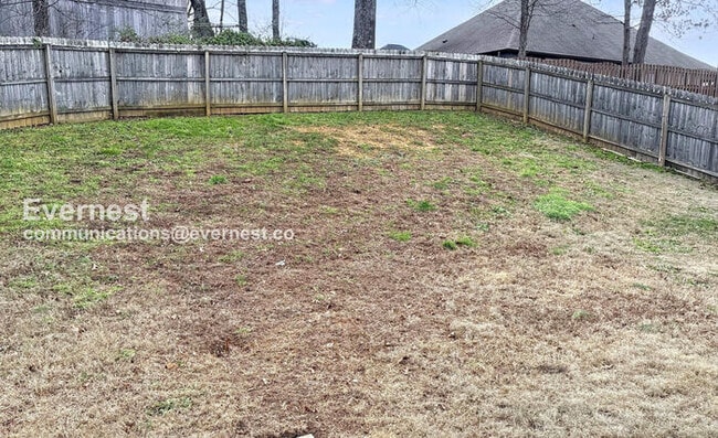 Building Photo - 29766 Westfield Dr