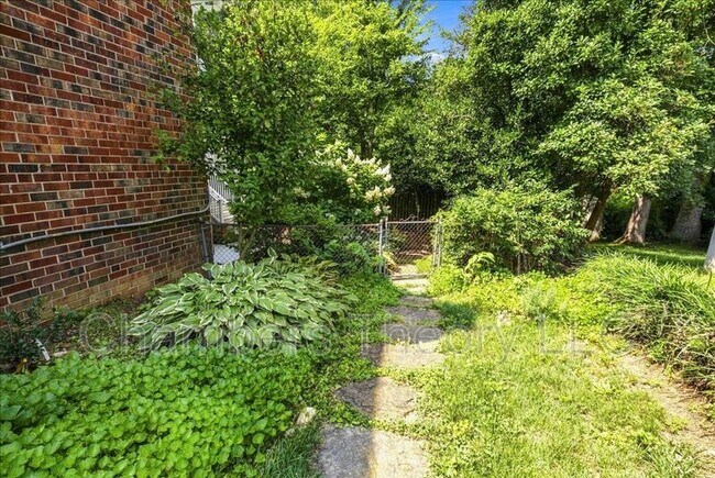 Building Photo - 4216 Worcester Dr