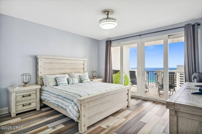 Building Photo - 9860 S Thomas Dr