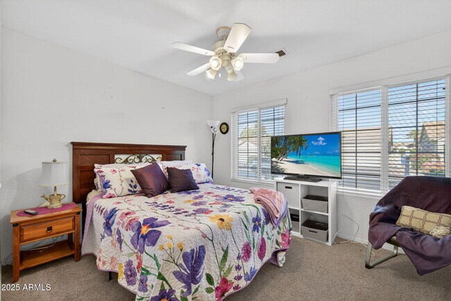 Building Photo - 1831 E Lindrick Dr