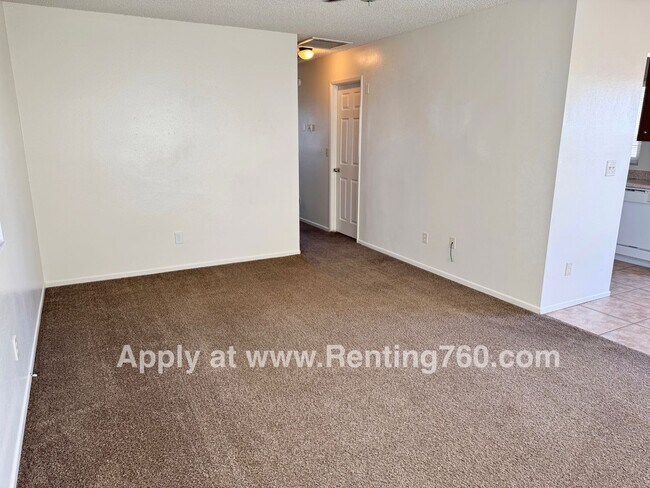 Building Photo - 6455 Linda Lee Dr