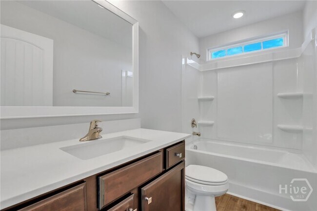 Building Photo - 10 Ashmont St