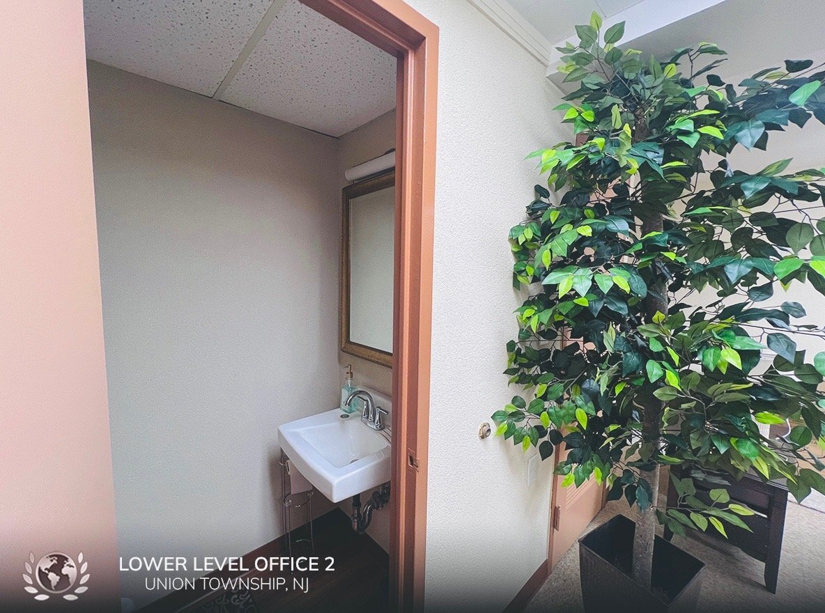 Building Photo - 301 Tucker Ave