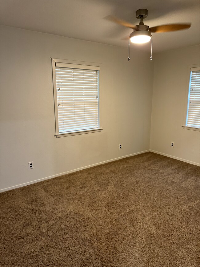 Building Photo - Casita 236