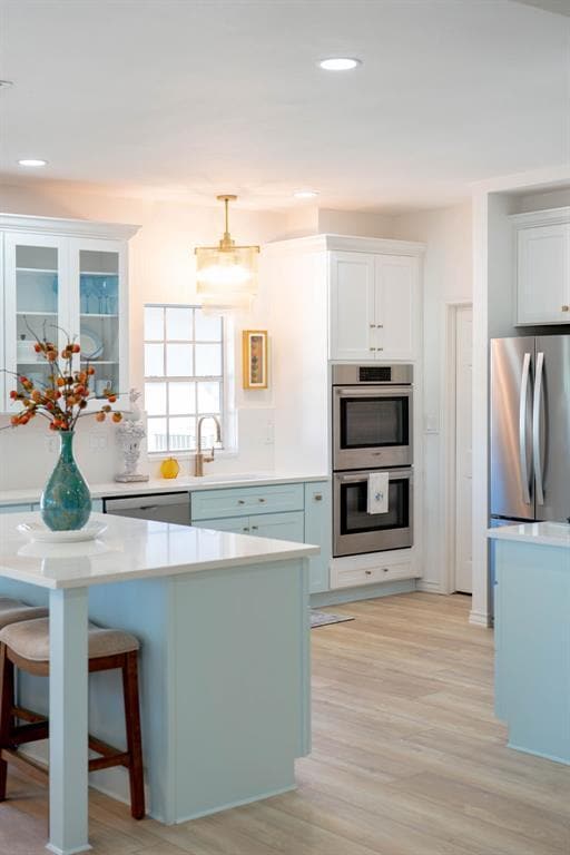 Building Photo - 113 Royal Oaks Dr