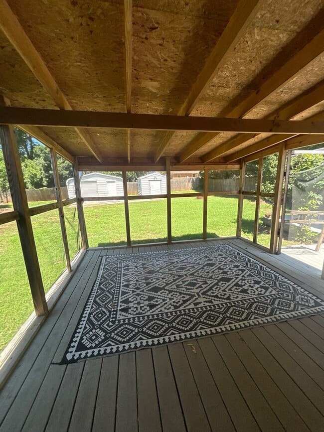 Building Photo - Classic 3BR Ranch with Garage, Carport & Screened Porch