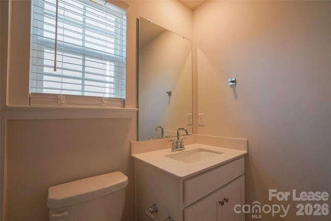 Building Photo - 1411 Caracara Ct